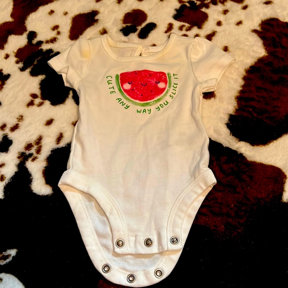 NB short sleeve onesie